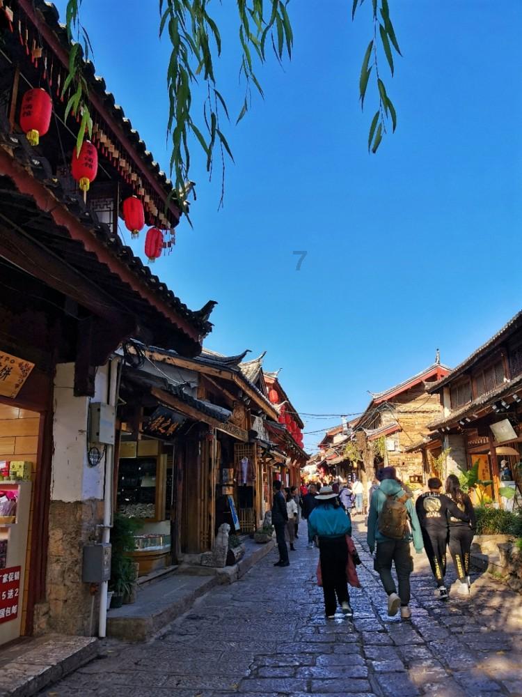 救援受困的向导